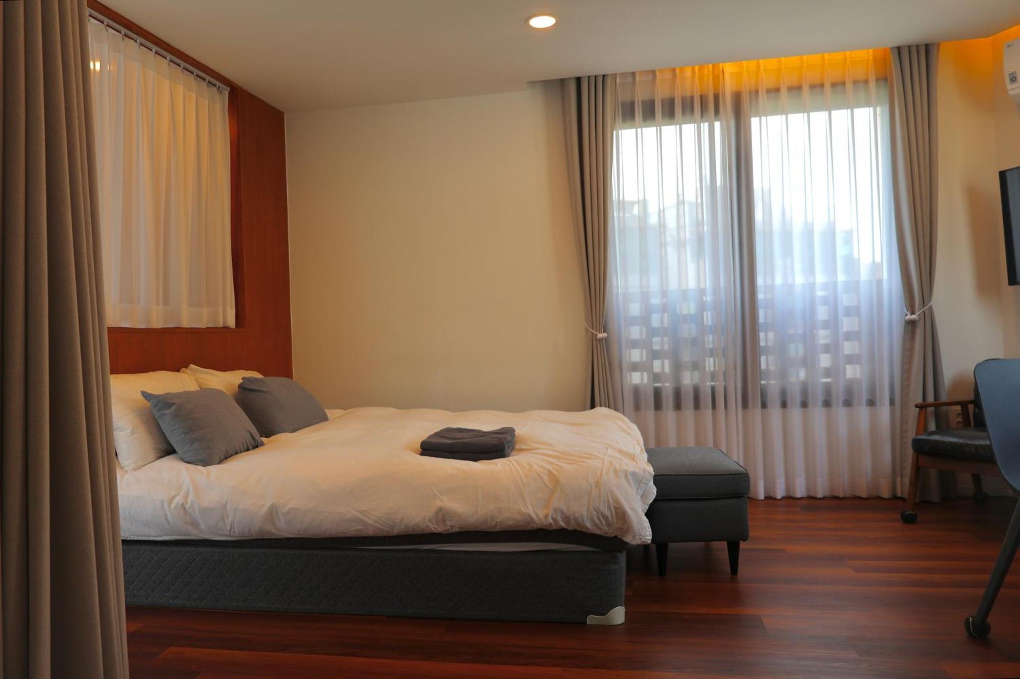 Space In Blackstone Seoul Room photo